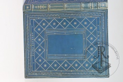 Umělecká knižní vazba, celokožená, vázal Jenda Rajman 1928. Titul: J.A.Comenii, Angelus Pacis